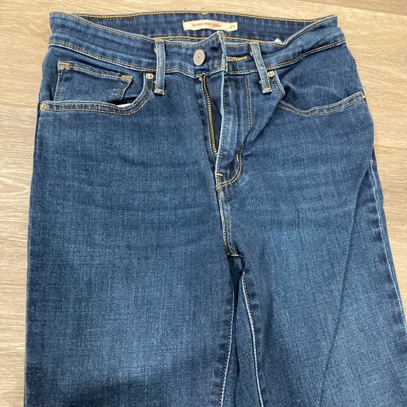 Levi’s Classic Blue Women's Jeans Denim Waist 27 - Picture 8 of 13